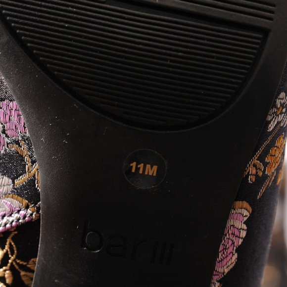 Bar III, Floral Bottie, with 3" heel, Size 11 - Picture 7 of 9